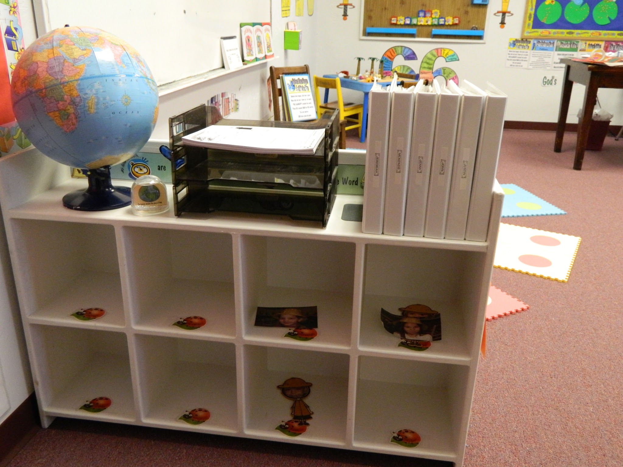 Cubby Shelving Unit  and Word Wall.